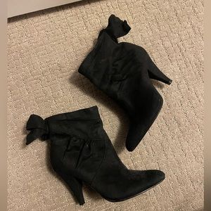 Black faux suede bow booties 6